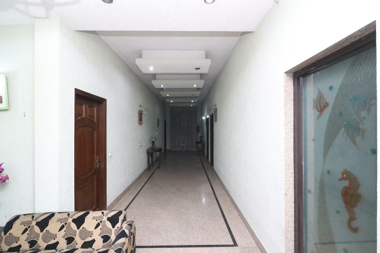 Oyo 24672 Bharat Guest House Delhi  Exterior foto